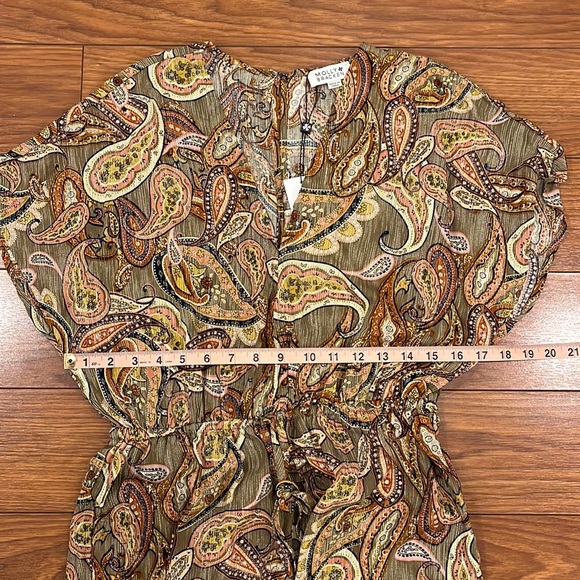 Molly Bracken Paisley Short Sleeve Jumpsuit - Picture 11 of 16